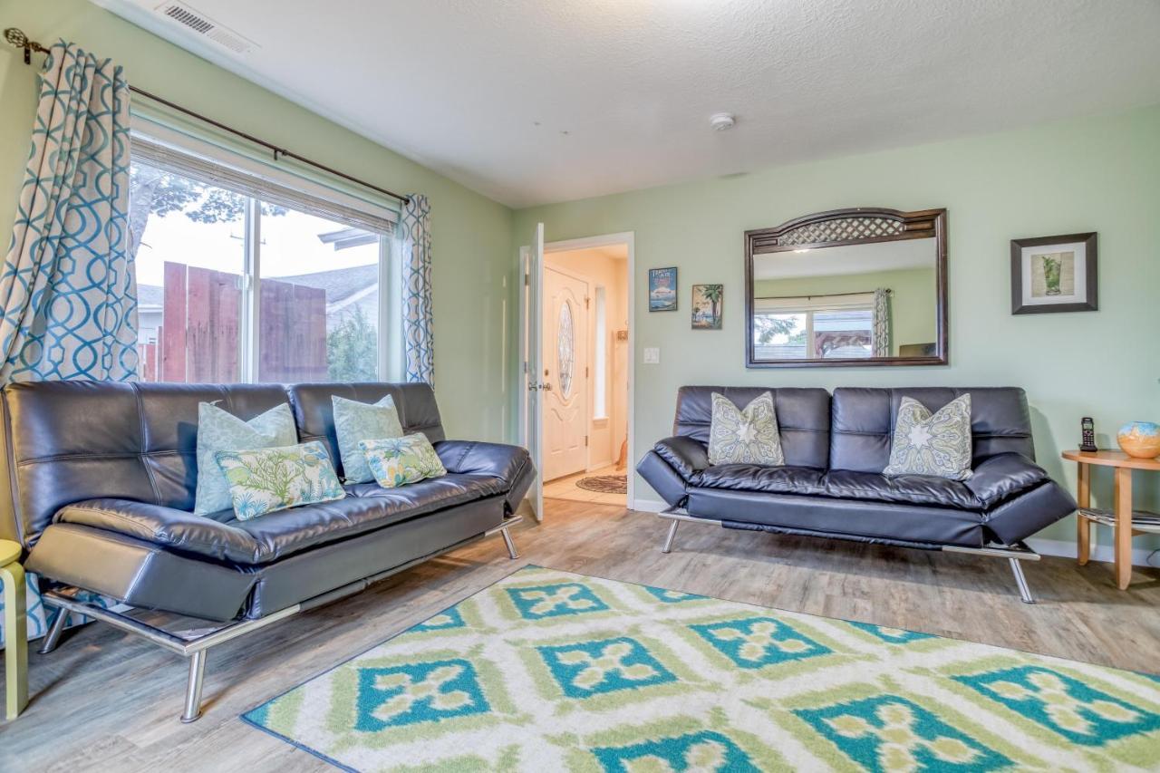 The Blue Crab Villa Lincoln City Exterior photo